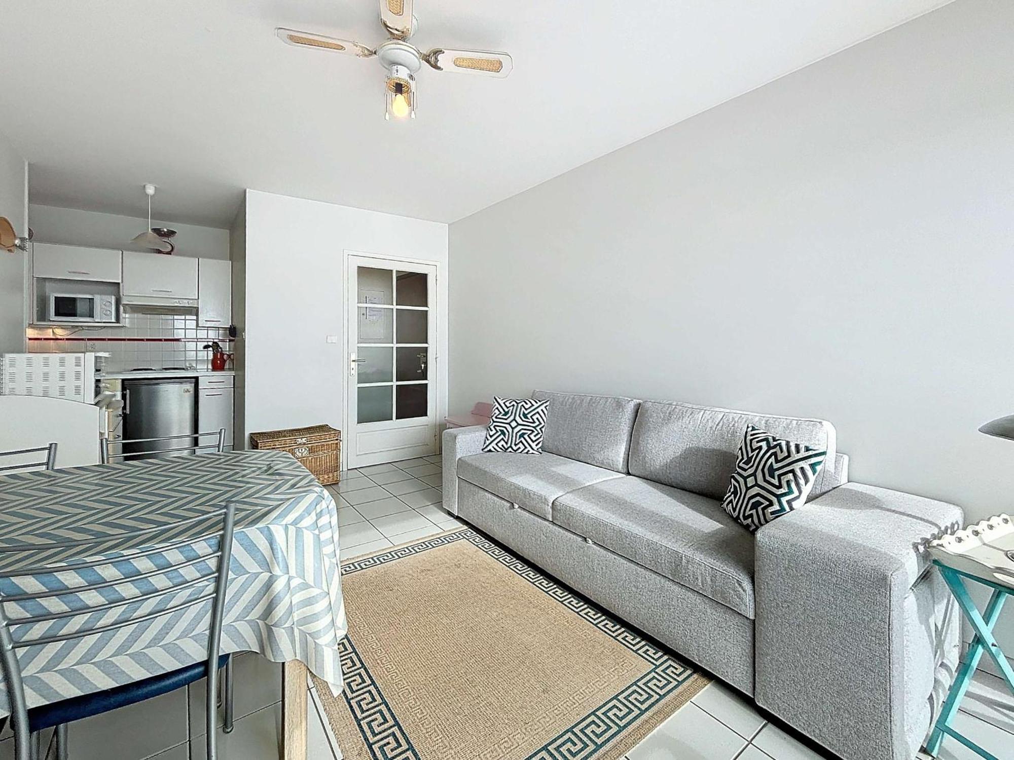 Appartement Avec Balcon, Proche Des Plages Et Commerces - Fr-1-361-89 Granville Exterior photo